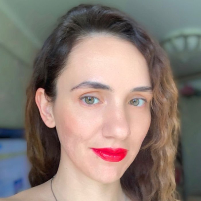 Марина Литвинова
